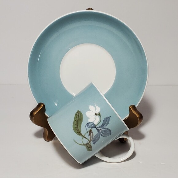 Susie Cooper Demitasse (Small) Cup and Saucer Blue Floral Vintage - Picture 5 of 8